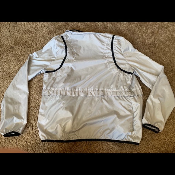 Hyba windbreaker - Picture 1 of 3